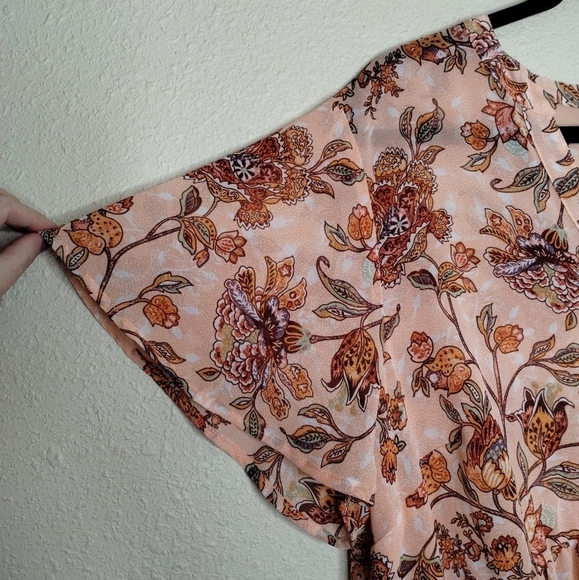 Torrid Lexie Babydoll Chiffon Tunic Hi Low Hem Pearl Floral Size 2X - Picture 3 of 8